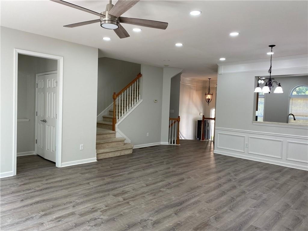 1893 Ridgemont Lane - Photo 4