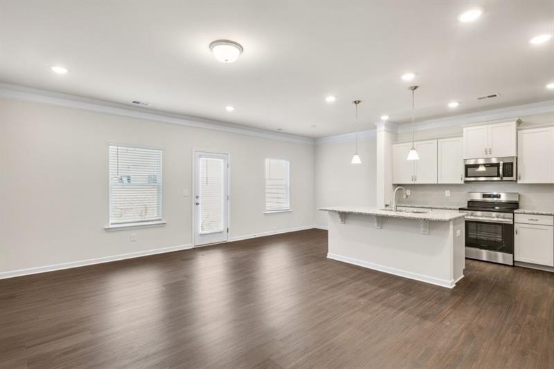 83 Professional Place - Photo 10