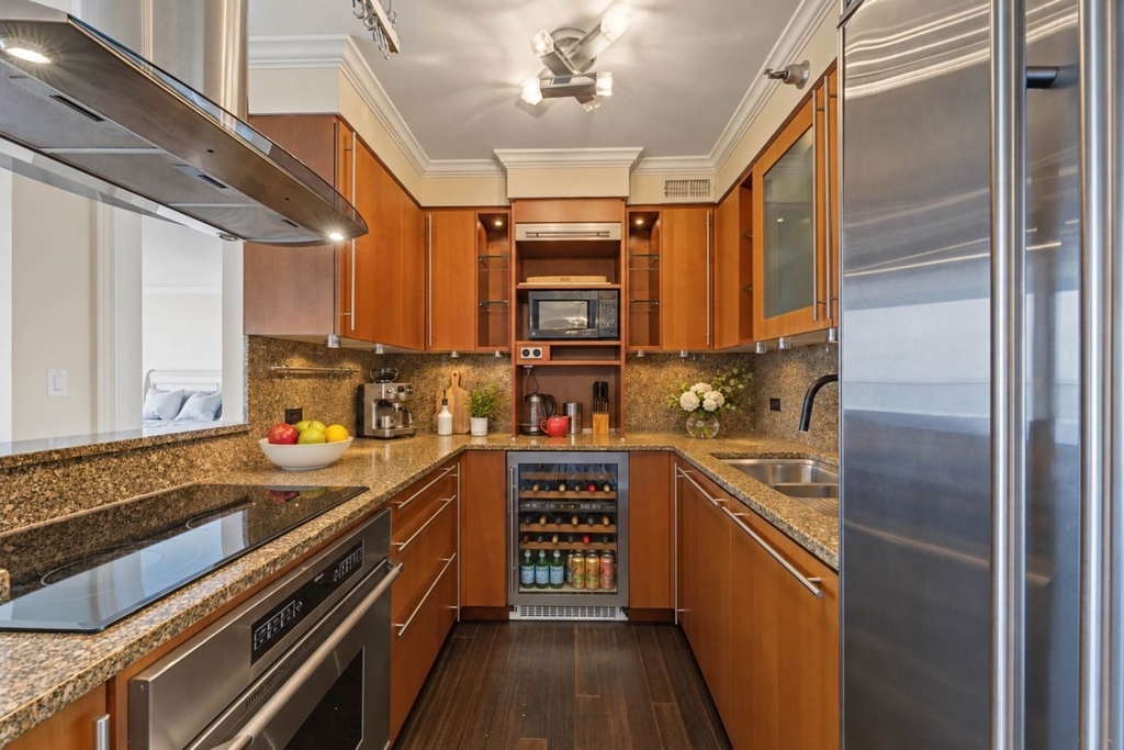 1250 N Dearborn Street - Photo 15