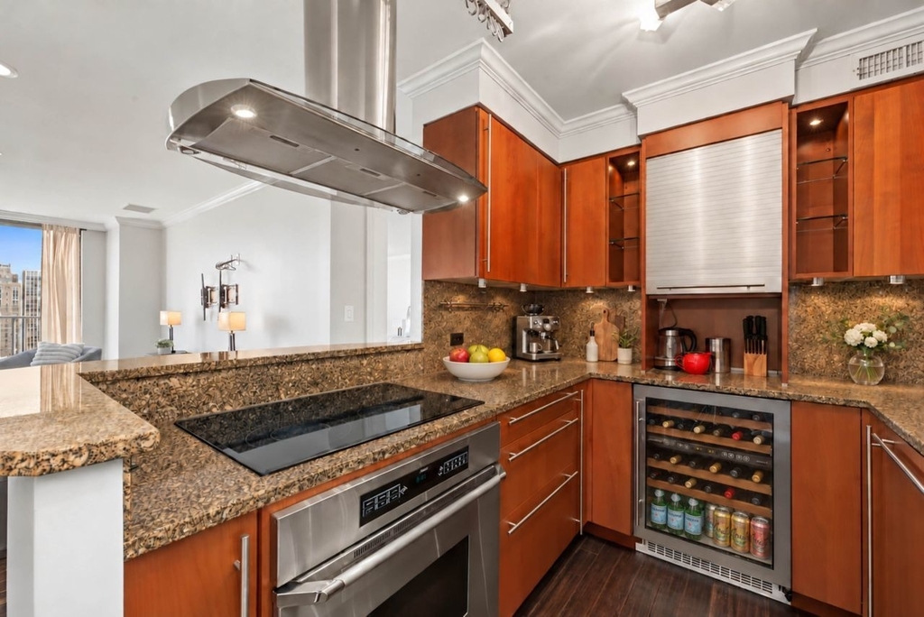 1250 N Dearborn Street - Photo 13
