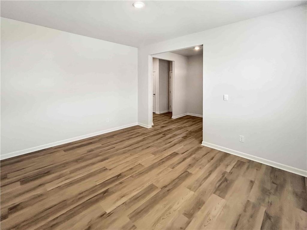 329 Creekview Way - Photo 5