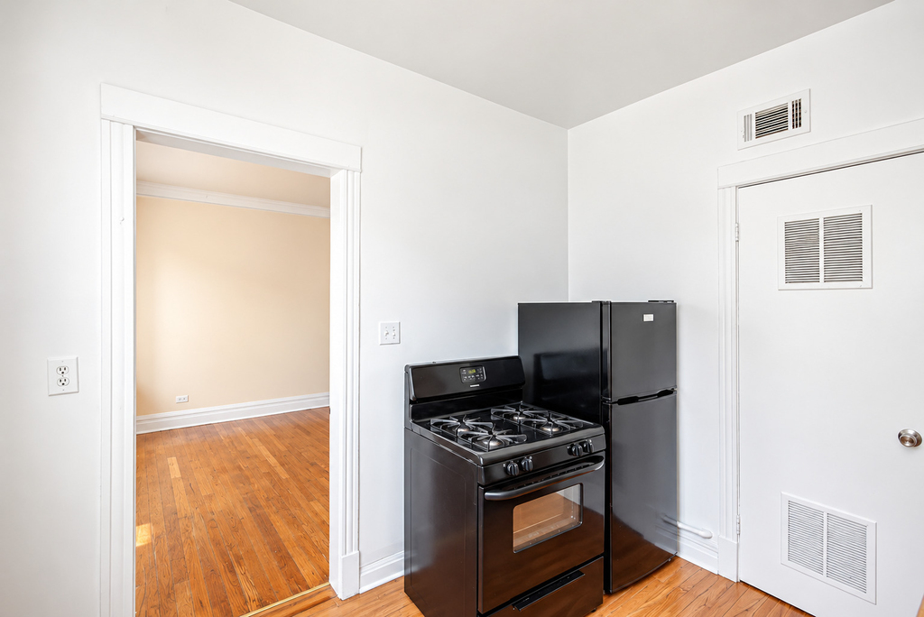 2404 W 63rd Street - Photo 1