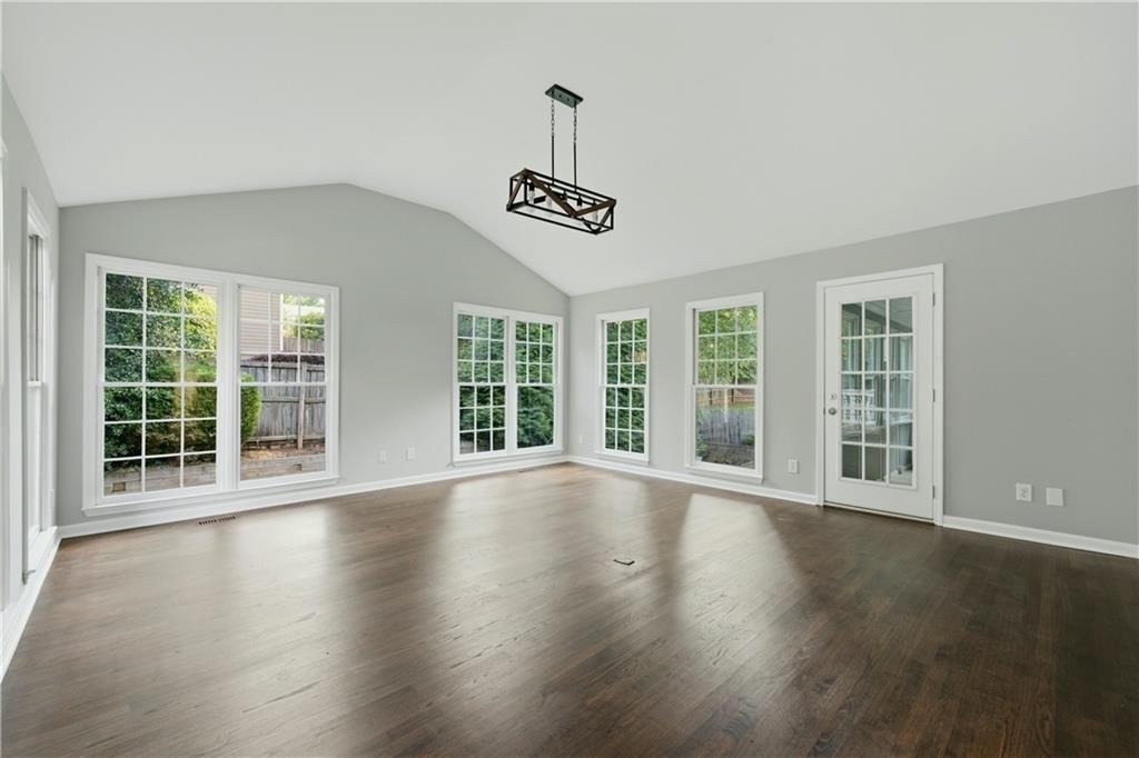 1122 Club Trace Ne - Photo 13