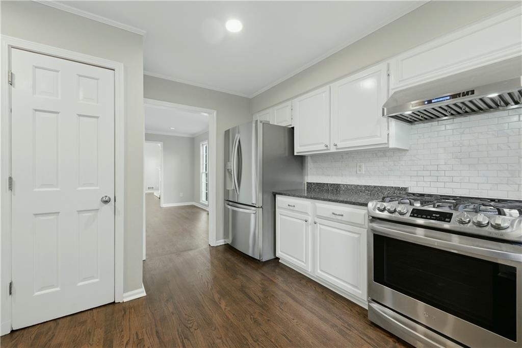 1122 Club Trace Ne - Photo 10