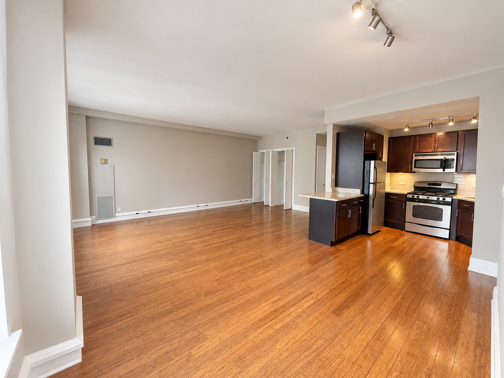 3170 N Sheridan Road - Photo 5