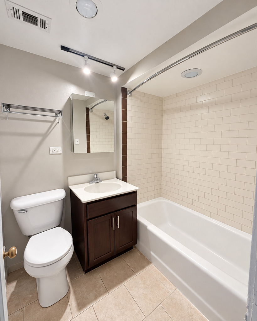 3170 N Sheridan Road - Photo 14