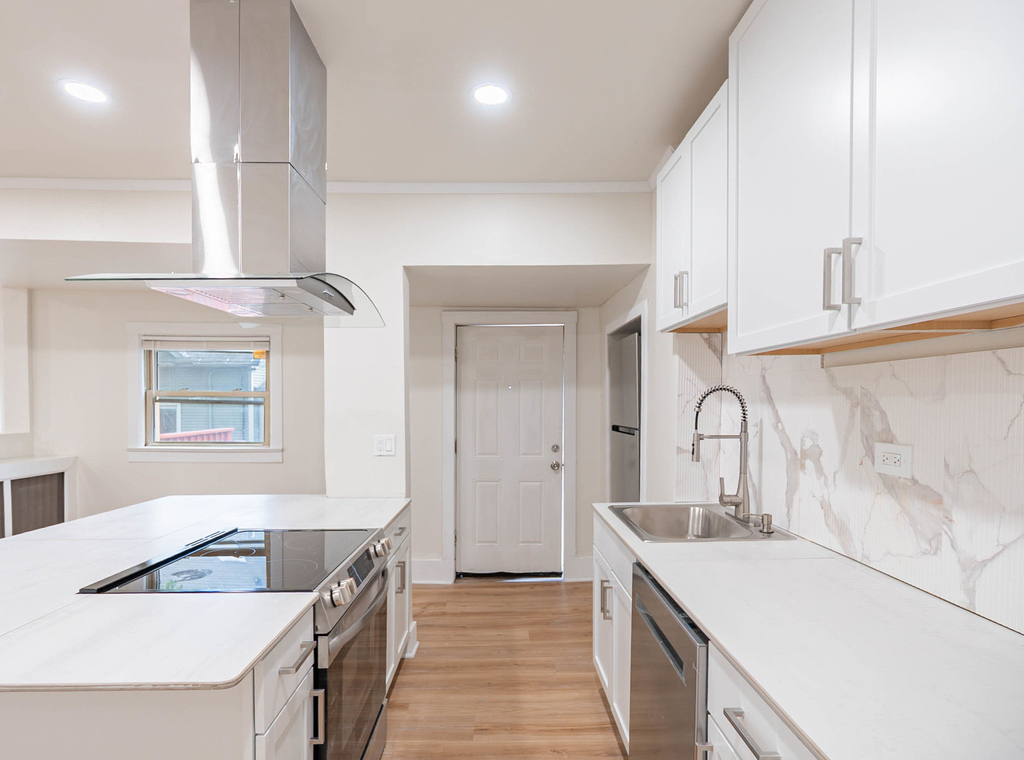 414 South Boulevard - Photo 2