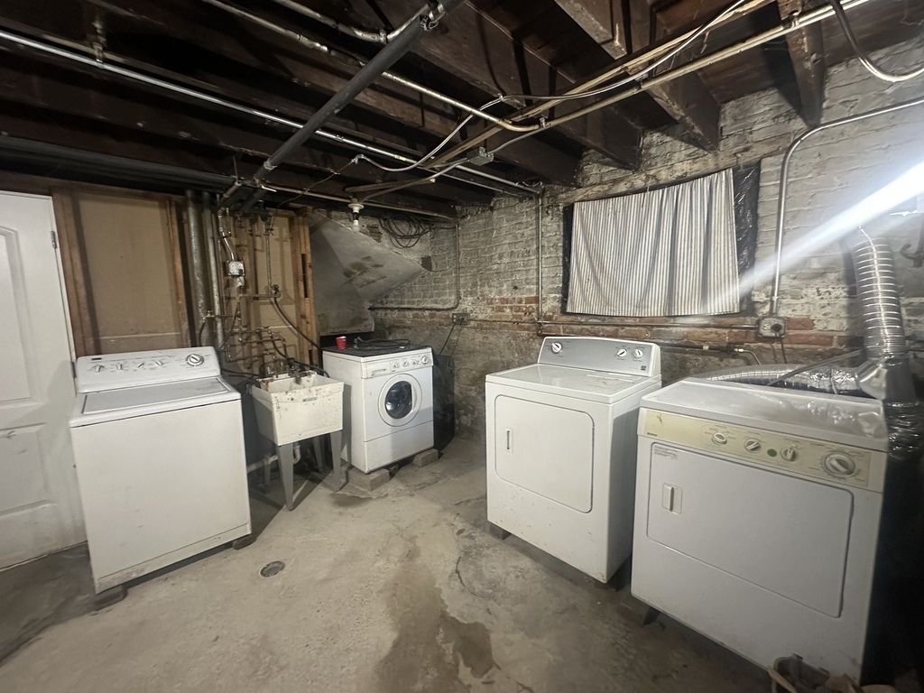 7609 S Perry Avenue - Photo 9