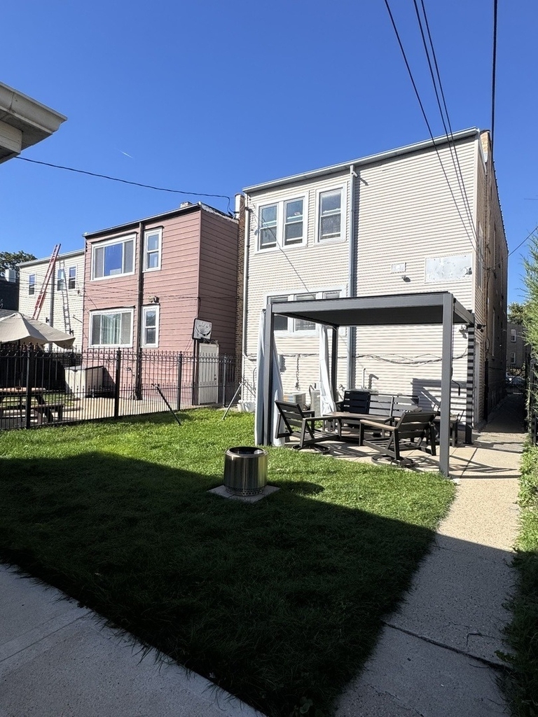 3637 W Oakdale Avenue - Photo 16