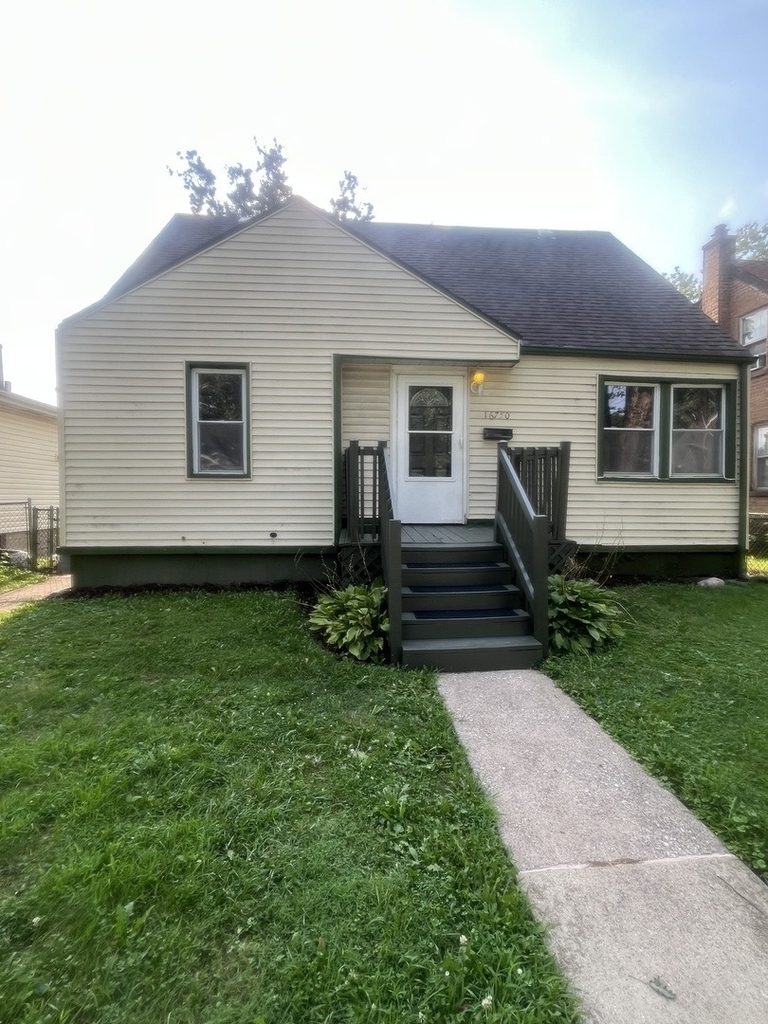 16750 Bulger Avenue - Photo 0