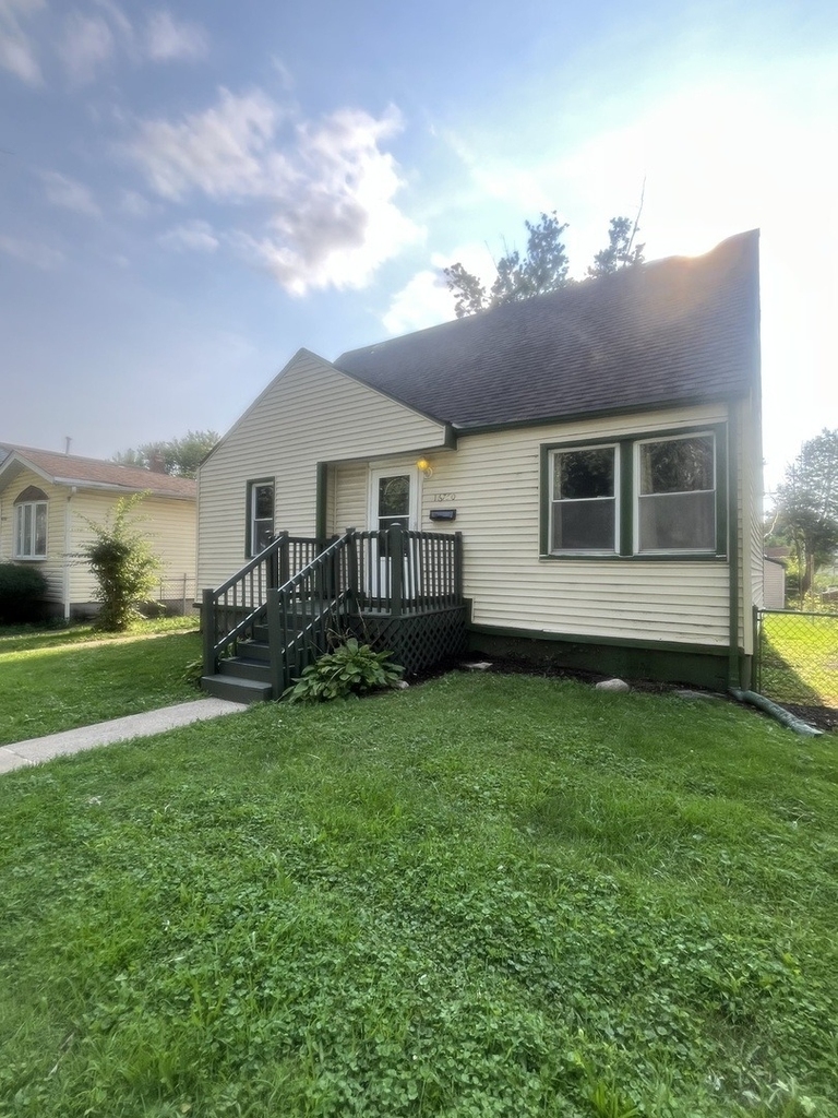 16750 Bulger Avenue - Photo 1