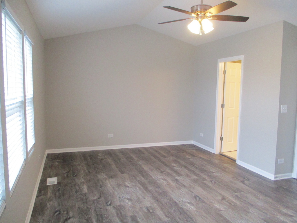 1749 Woodside Drive - Photo 12