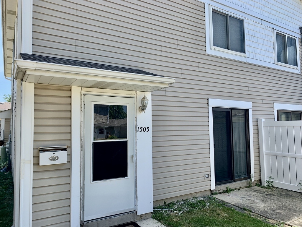 1505 Cornell Court - Photo 1