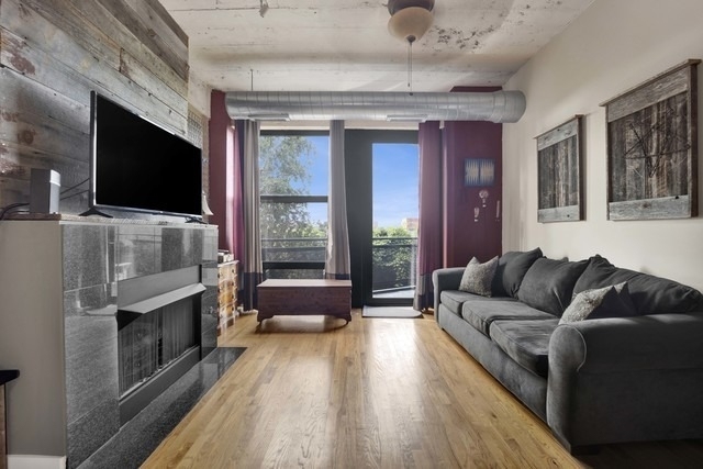 1071 W 15th Street - Photo 1