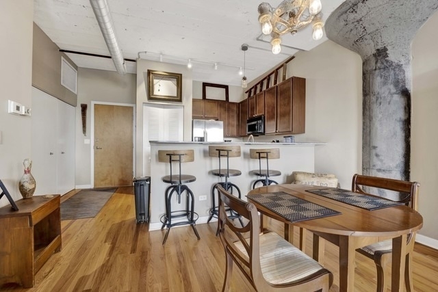 1071 W 15th Street - Photo 6