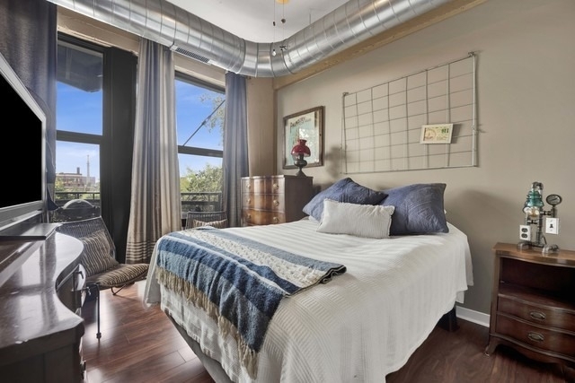 1071 W 15th Street - Photo 9
