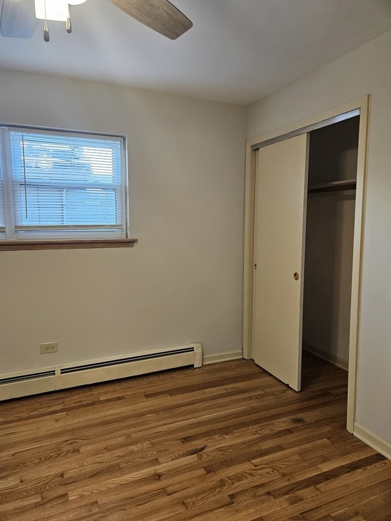 2617 N 74th Court - Photo 3