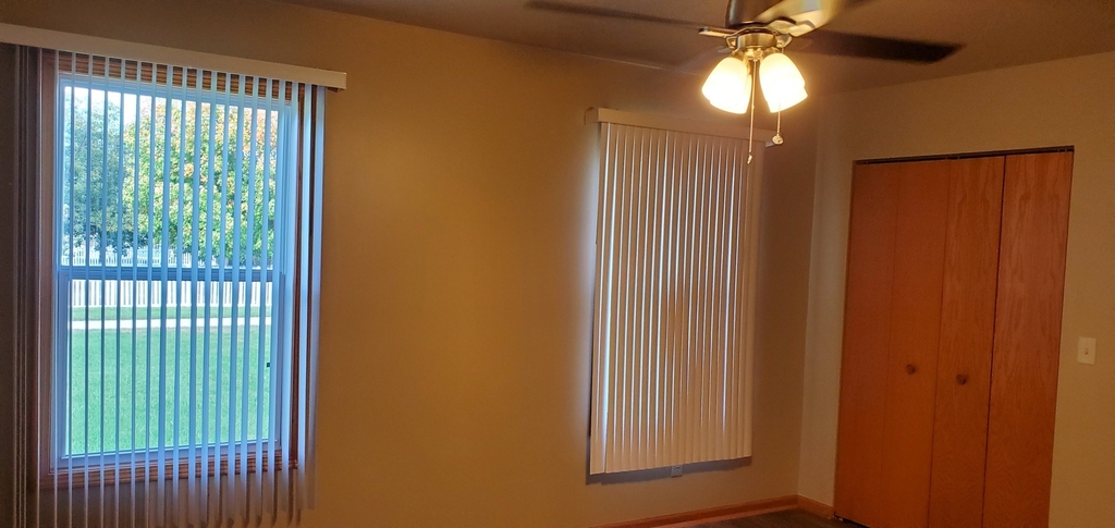 703b Burgess Drive - Photo 7