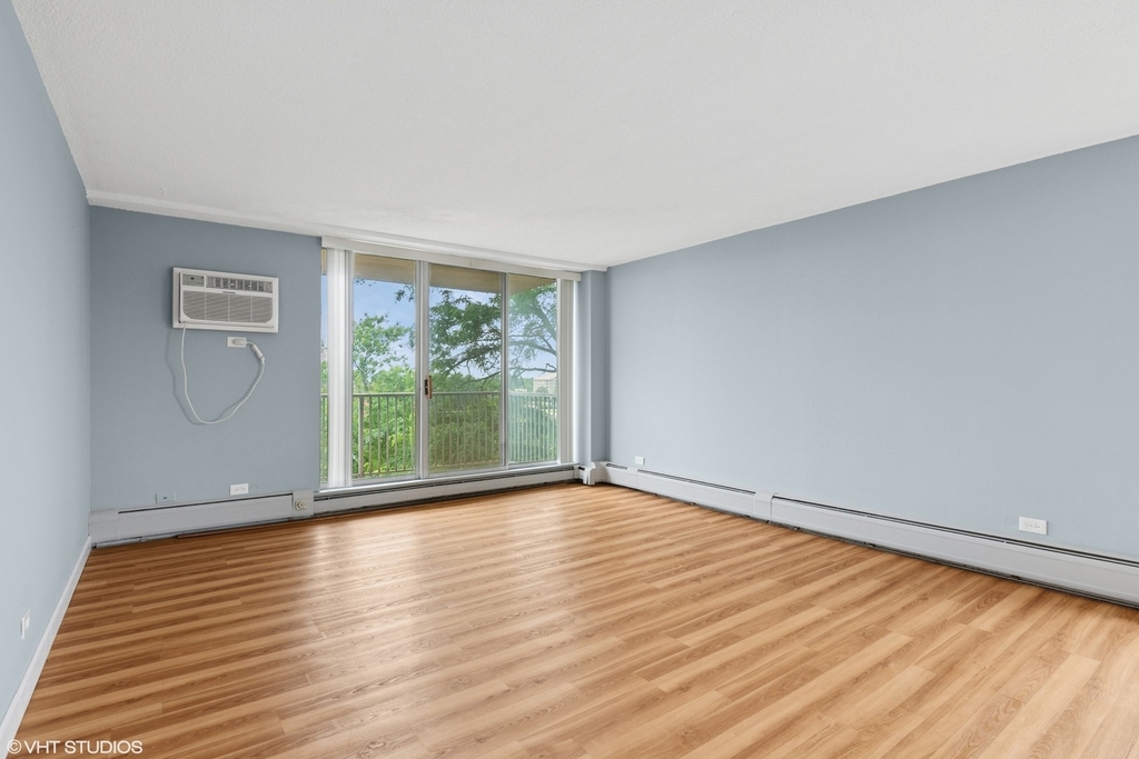 2200 S Stewart Avenue - Photo 7