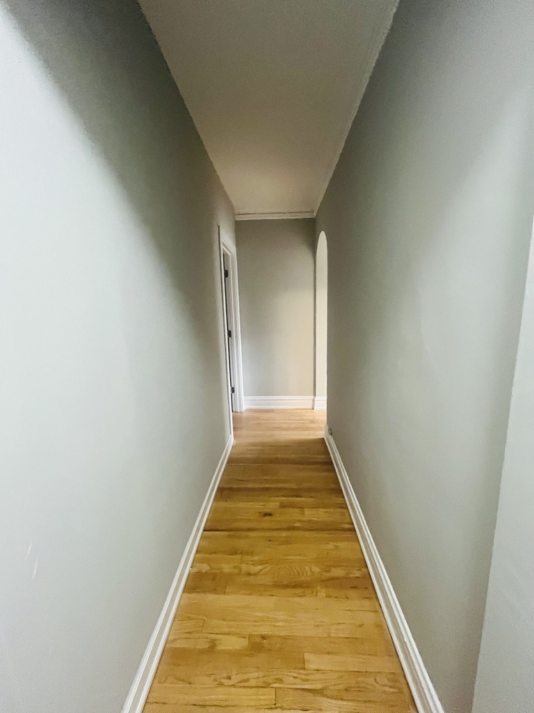 5852 W Higgins Avenue - Photo 8