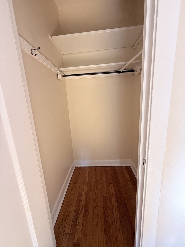 1470 W Winnemac Avenue - Photo 23