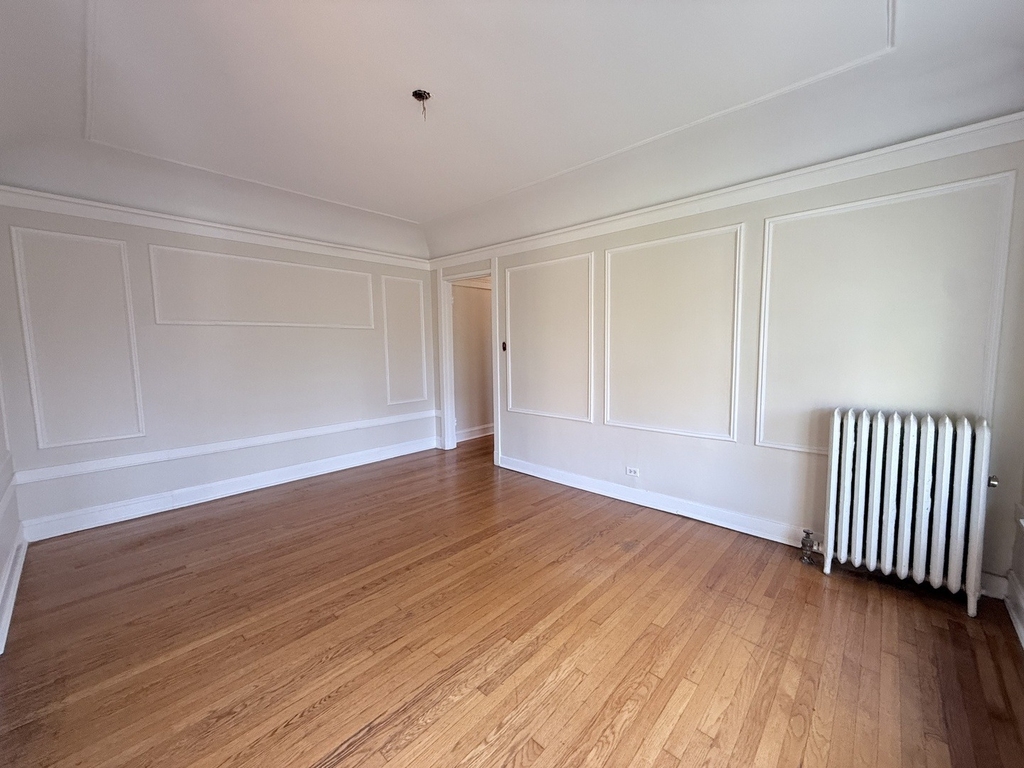 1470 W Winnemac Avenue - Photo 17