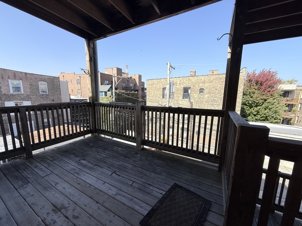 1470 W Winnemac Avenue - Photo 29