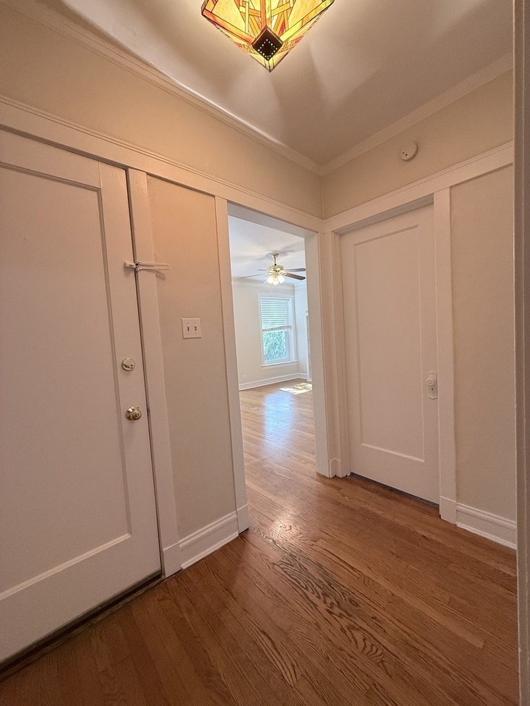 1470 W Winnemac Avenue - Photo 14