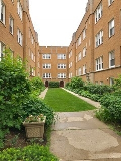 2537.5 Prairie Avenue - Photo 0