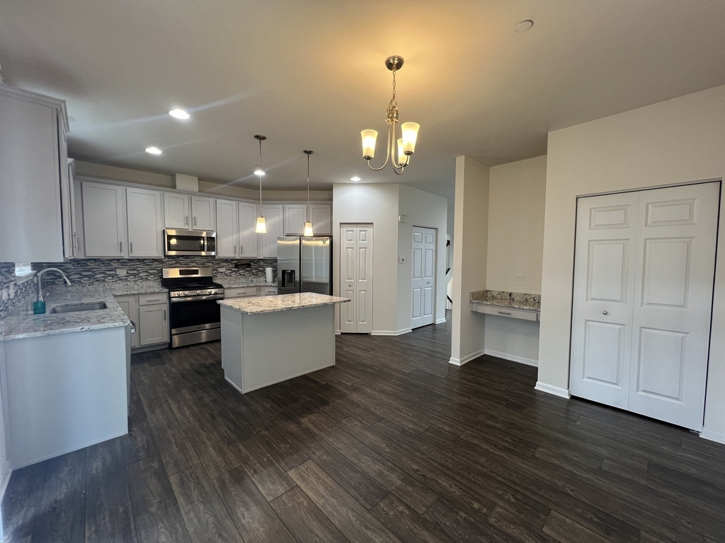 3s625 Camden Street - Photo 4