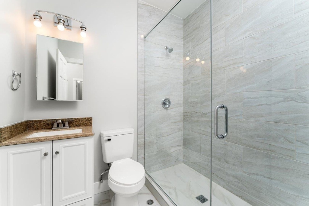 1219 W Devon Avenue - Photo 3