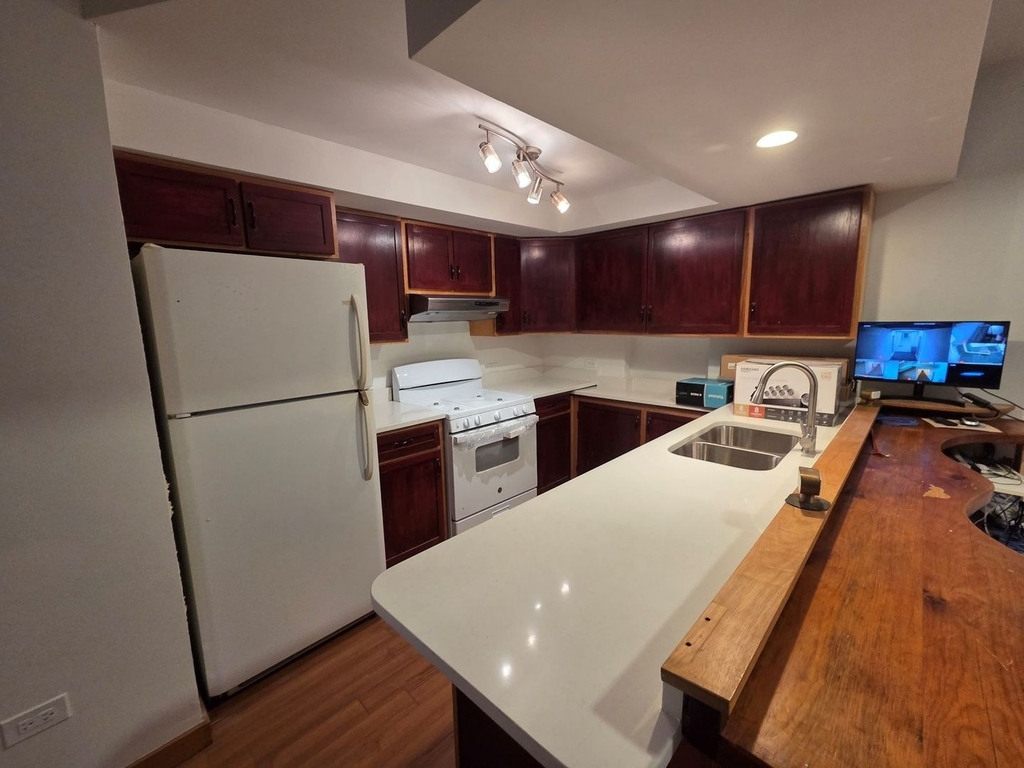 106 N 7th Street - Photo 1
