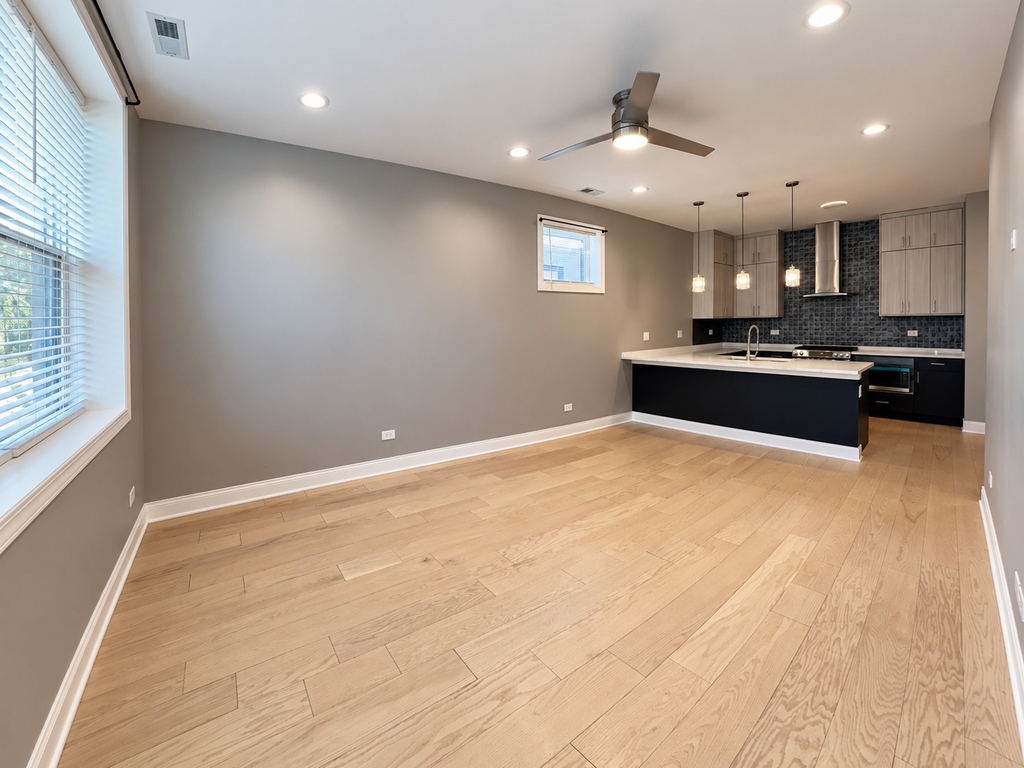 4950 S Michigan Avenue - Photo 1