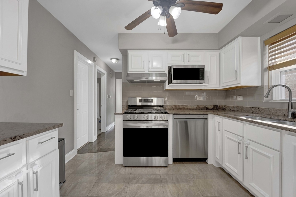 6248 N Harlem Avenue - Photo 20