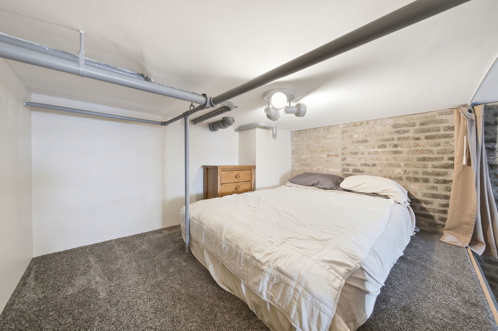 824 W Superior Street - Photo 6