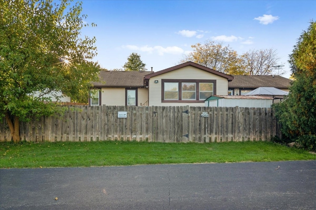 512 Lyon Drive - Photo 14
