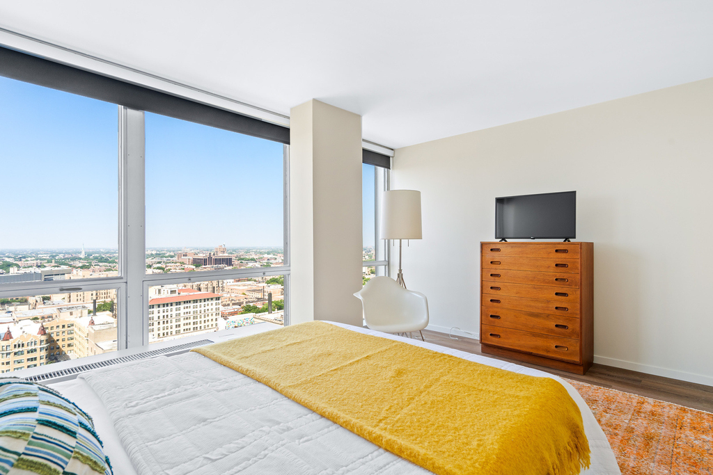 340 W Diversey Parkway - Photo 21