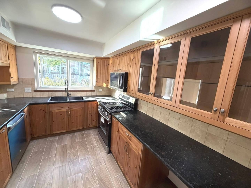 31 Buckingham Lane - Photo 3