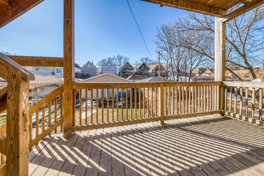 2842 N Avers Avenue - Photo 13