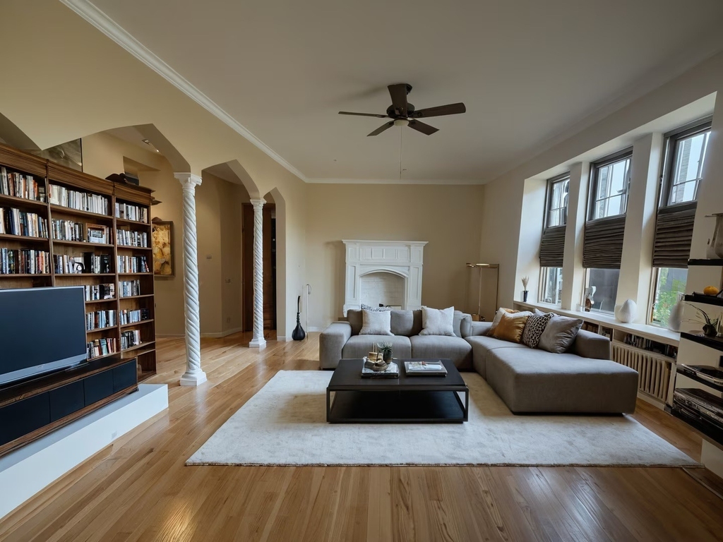 10927 S Longwood Drive - Photo 3