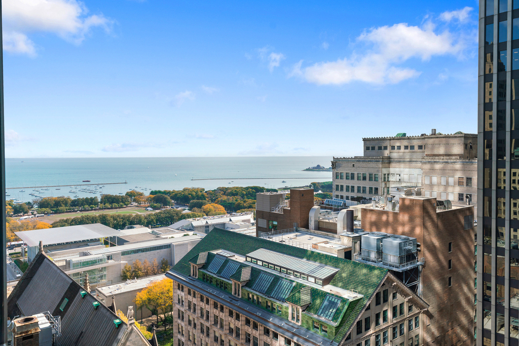 60 E Monroe Street - Photo 26