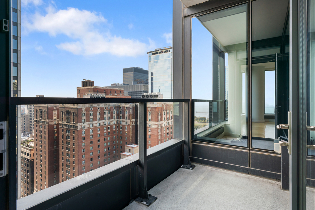 60 E Monroe Street - Photo 17