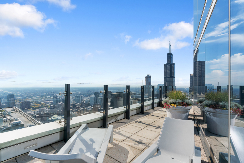 60 E Monroe Street - Photo 20