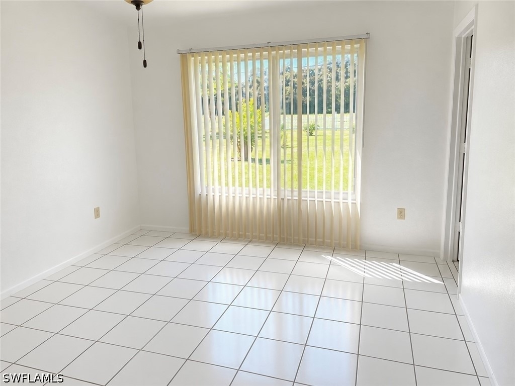 4031 S Edgewater Circle - Photo 8