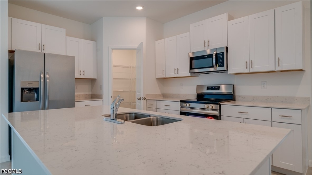 4019 San Clemente Court - Photo 6