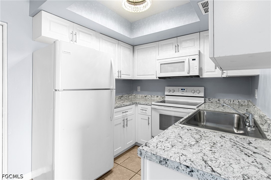 4496 Frankie Court - Photo 9