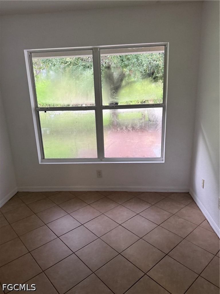 335 Reeves Street - Photo 5