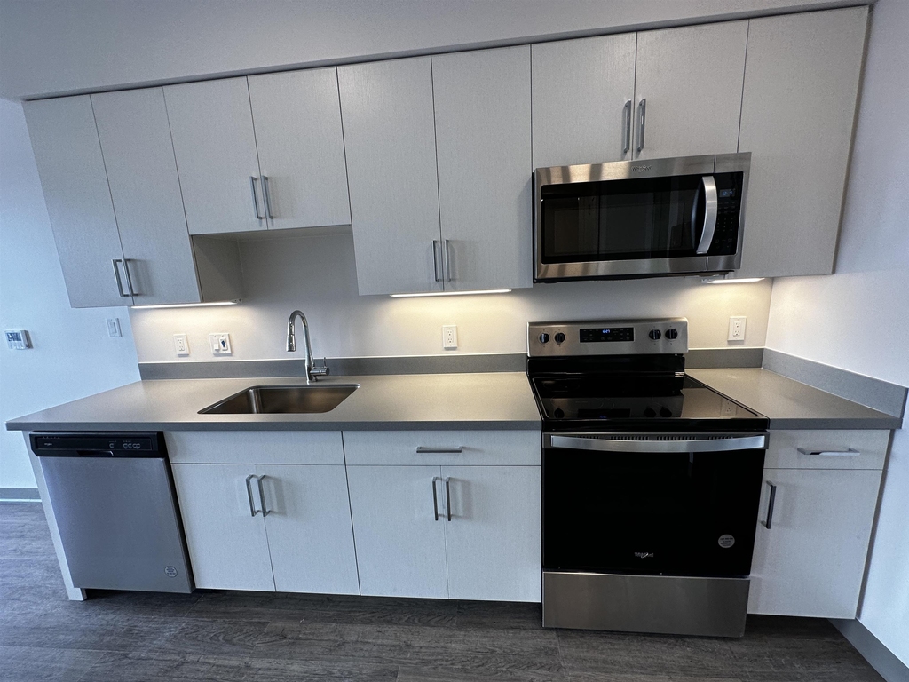 409 Elm - Photo 5