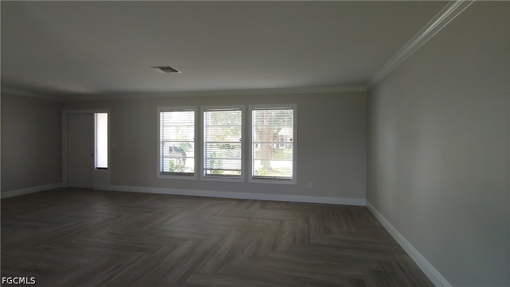 909 Se 27th Terrace - Photo 11