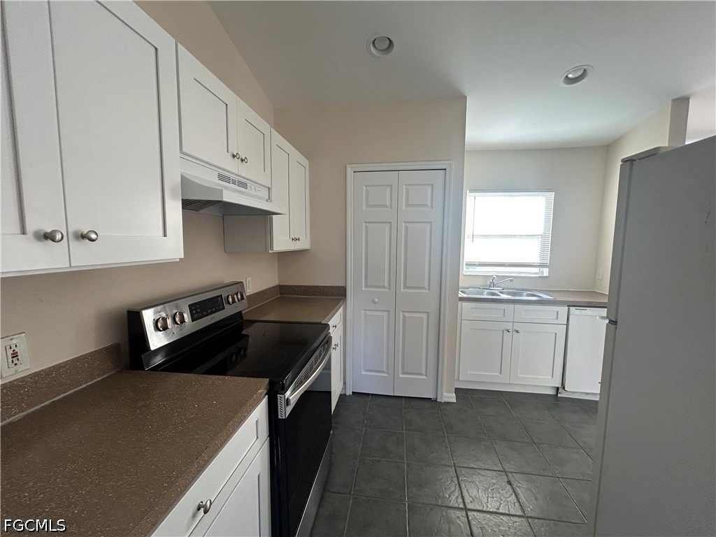 227 Ichabod Avenue - Photo 4